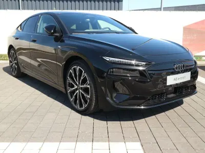 Neu Audi e-tron Business 314 kW (428 PS) 2026 Schwarz SUV
