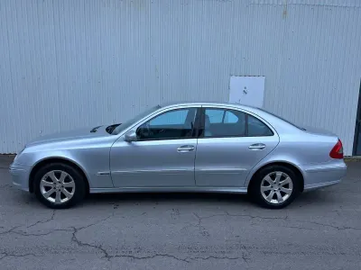 Brugt Mercedes E280 190 HK (139 kW) 2006 Sølv Sedan