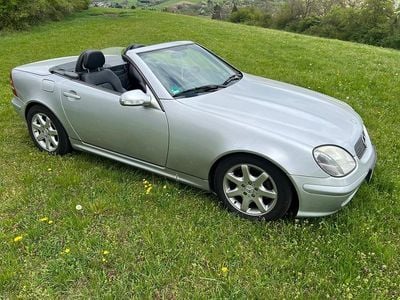 Usata Mercedes SLK200 165 CV (121 kW) 2002 Argento Cabrio
