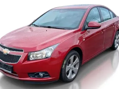 Gebraucht Chevrolet Cruze LT 141 PS (103 kW) 2011 Rot Limousine