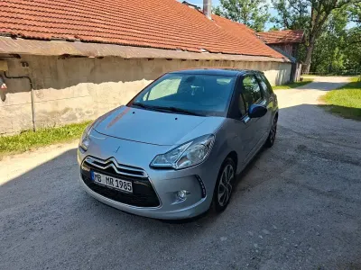 Gebraucht Citroën DS3 So Chic 92 PS (67 kW) 2013 Silber Limousine