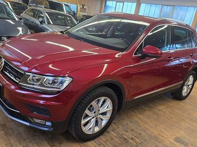 Gebraucht VW Tiguan Highline 220 PS (161 kW) 2018 Ruby red metallic SUV