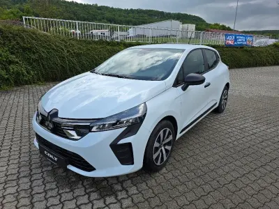 Gebraucht Mitsubishi Colt Basis 67 PS (49 kW) 2024 Weiß Kleinwagen