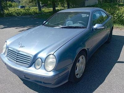 Mercedes CLK320