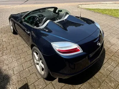 Gebraucht Opel GT 264 PS (194 kW) 2008 Blau Cabrio