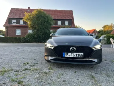 Gebraucht Mazda 3 Sky 150 PS (110 kW) 2023 Schwarz Limousine