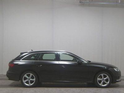 Schwarz Gebraucht 2022 Audi A4 Advanced Kombi | 17.980 € (Superpreis)