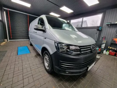 Gebraucht VW Transporter 102 PS (75 kW) 2020 Silber Van