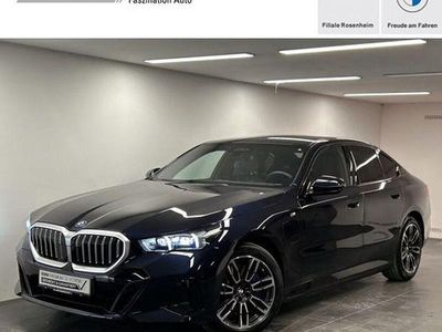 Usata BMW 550e M Sport 489 CV (359 kW) 2025 Grigio Berlina