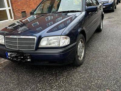 Mercedes C180