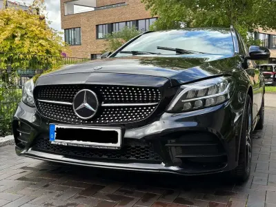 Gebraucht Mercedes C220 194 PS (142 kW) 2020 Schwarz Kombi
