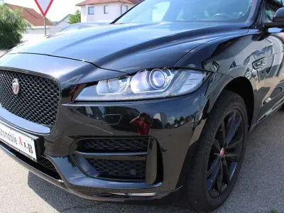 Gebraucht Jaguar F-Pace R-Sport 300 PS (220 kW) 2017 Schwarz SUV