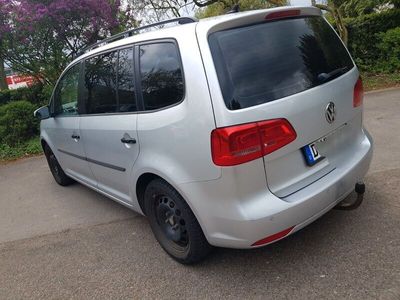 gebraucht VW Touran 1.6 TDI - 2.Hand | 5 - Sitzer | TÜV 2026