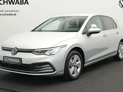 Gebraucht VW Golf VIII Life 150 PS (110 kW) 2022 Reflexsilber metallic Limousine