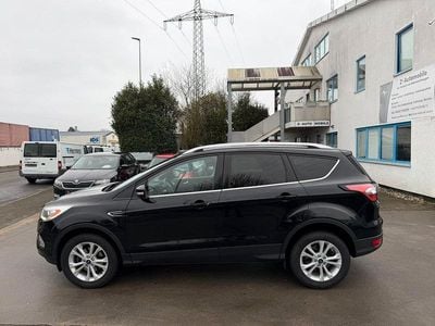 Gebraucht Ford Kuga Titanium 150 PS (110 kW) 2017 Schwarz SUV