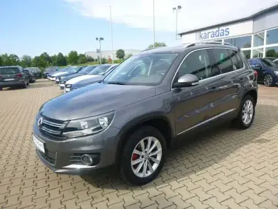 Gebraucht VW Tiguan 160 PS (117 kW) 2012 Grau SUV