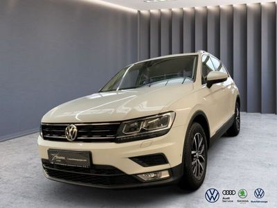 Weiß Gebraucht 2016 VW Tiguan Comfortline SUV | 16.890 € (Etwas zu teuer)