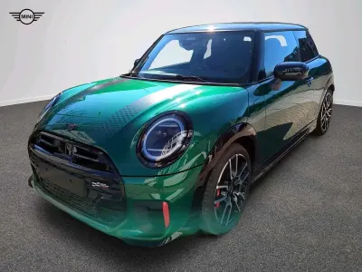 Gebraucht Mini John Cooper Works 231 PS (169 kW) 2025 Grün Kleinwagen