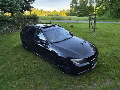 Gebraucht BMW 320 177 PS (130 kW) 2008 Schwarz Kombi