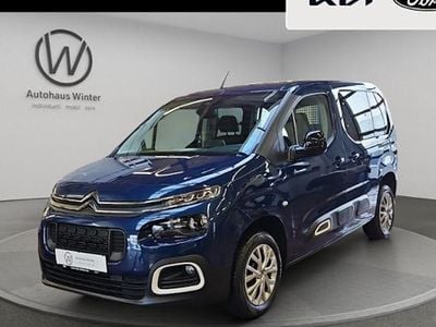 Blau Gebraucht 2023 Citroën Berlingo Feel Van / Kleinbus | 22.679 € (Guter Preis)