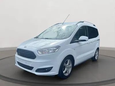 Gebraucht Ford Tourneo 101 PS (74 kW) 2018 Weiß Kombi