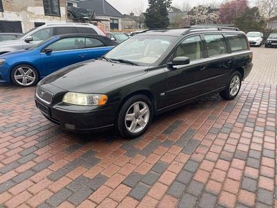 Gebraucht Volvo V70 Momentum 131 PS (96 kW) 2005 Grün Kombi
