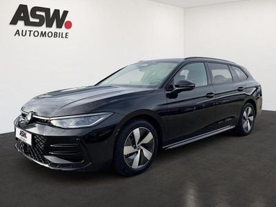 Gebraucht VW Passat R-line 193 PS (141 kW) 2025 Grenadillschwarz metallic Limousine
