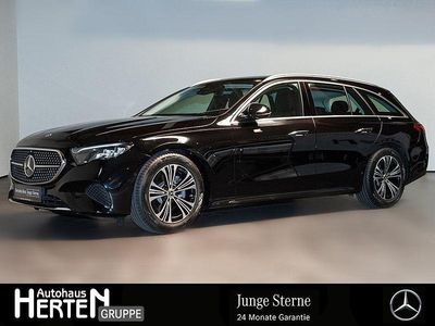Obsidianschwarz Gebraucht 2024 Mercedes E220 Avantgarde Kombi | 48.490 € (Fairer Preis)