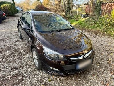 Gebraucht Opel Astra 116 PS (85 kW) 2015 Braun Limousine