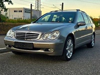 Grau Gebraucht 2002 Mercedes C200 Elegance Kombi | 3.950 € (Teuer)