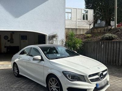 Gebraucht Mercedes CLA200 AMG line 156 PS (114 kW) 2014 Weiß Coupé