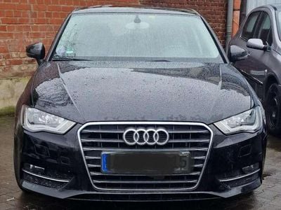 Gebraucht Audi A3 Sportback g-tron Attraction 110 PS (80 kW) 2014 Mythosschwarz metallic Kleinwagen
