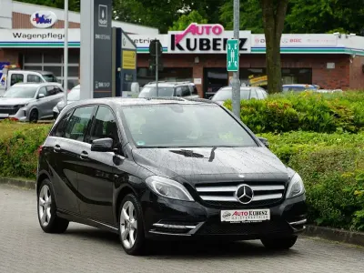 Gebraucht Mercedes B180 AMG Edition 1 122 PS (89 kW) 2012 Schwarz Kleinwagen