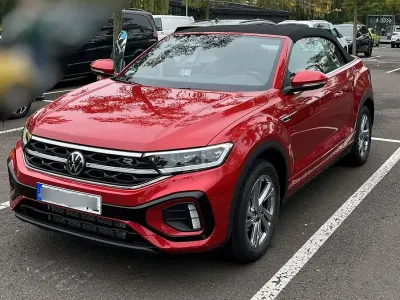 Gebraucht VW T-Roc Cabriolet R-line 150 PS (110 kW) 2022 Rot Cabrio