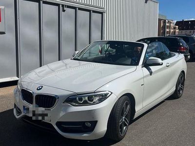 Gebraucht BMW 218 Sport Line 150 PS (110 kW) 2016 Weiß Cabrio