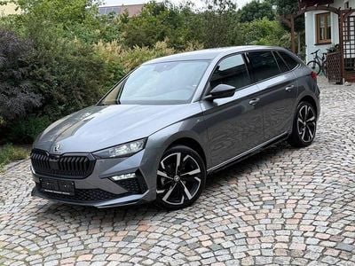 Grau Neu 2026 Skoda Scala Monte Carlo Kleinwagen | 28.980 € (Fairer Preis)