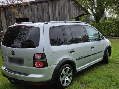 Gebraucht VW Touran Cross 170 PS (125 kW) 2008 Silber Van / Kleinbus