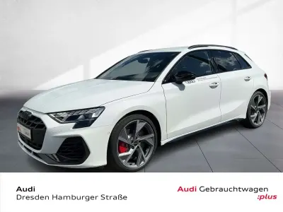 Gebraucht Audi S3 Sport 333 PS (244 kW) 2025 Arkonaweiß Limousine