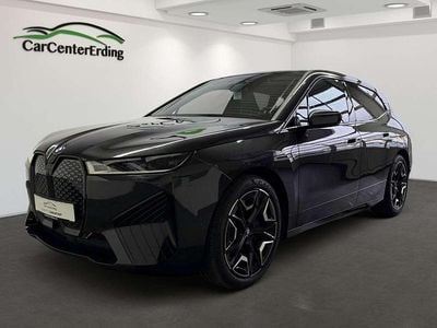 Gebraucht BMW iX Sport Line 239 kW (326 PS) 2023 Sophistograu brillanteffekt SUV