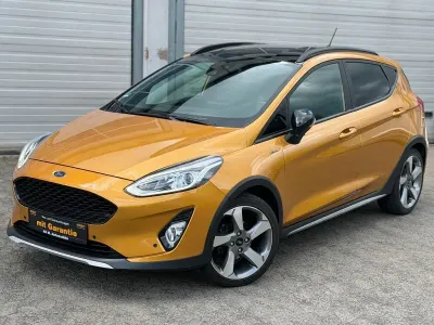 Gebraucht Ford Fiesta Active 101 PS (74 kW) 2018 Kleinwagen