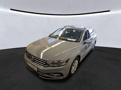 Gebraucht VW Passat Business 150 PS (110 kW) 2023 Grau Kombi