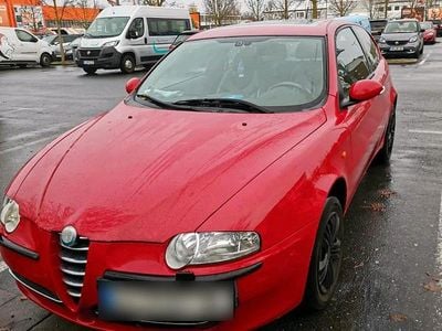 Gebraucht Alfa Romeo 147 150 PS (110 kW) 2001 Rot Kleinwagen