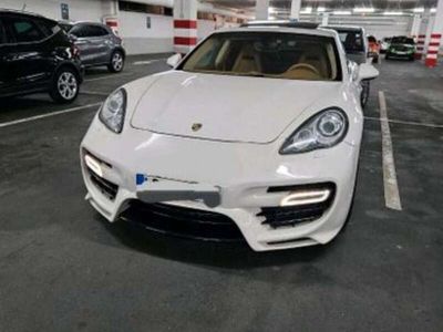 Porsche Panamera S