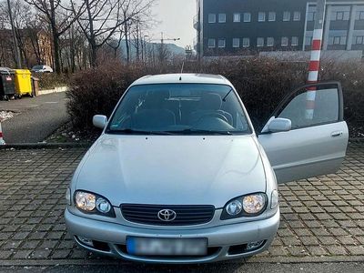 Gebraucht Toyota Corolla 110 PS (80 kW) 2001 Silber Coupé