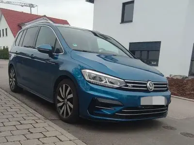 Gebraucht VW Touran Highline 179 PS (131 kW) 2017 Blau Van / Kleinbus