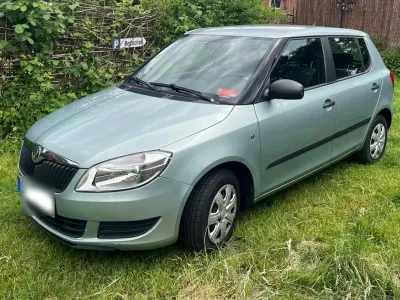 Gebraucht Skoda Fabia Cool Edition 60 PS (44 kW) 2010 Grün Limousine