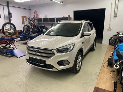 gebraucht Ford Kuga 2.0 Diesel 180 PS Allrad AWD 1.Hand Sony Leder Panoram