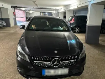 Gebraucht Mercedes CLA180 122 PS (89 kW) 2015 Violet Coupé