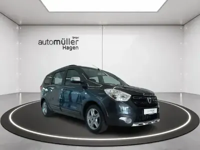 Gebraucht Dacia Lodgy 102 PS (75 kW) 2019 Grau comete Van / Kleinbus