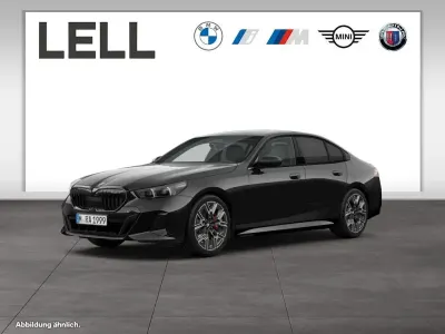 Nouă BMW 540 M Sport 303 CP (222 kW) 2026 Negru Berlinǎ
